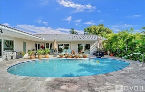 2830 Northeast 55th Street 3 Beds Single Family Home for Rent - Photo Gallery 52