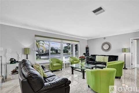 2830 Northeast 55th Street 3 Beds Single Family Home for Rent - Photo Gallery 61