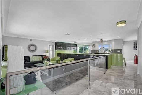 2830 Northeast 55th Street 3 Beds Single Family Home for Rent - Photo Gallery 66