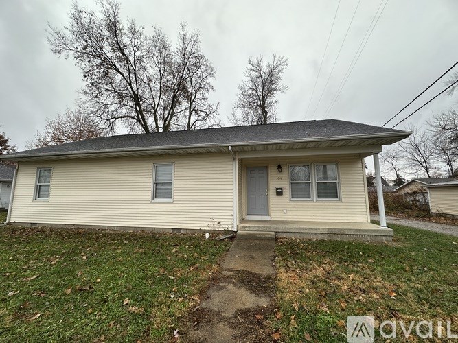 104 W Davis St 4 Beds Single Family Home for Rent - Photo Gallery 1