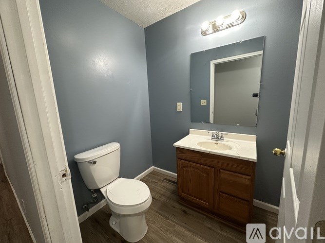 104 W Davis St 4 Beds Single Family Home for Rent - Photo Gallery 12