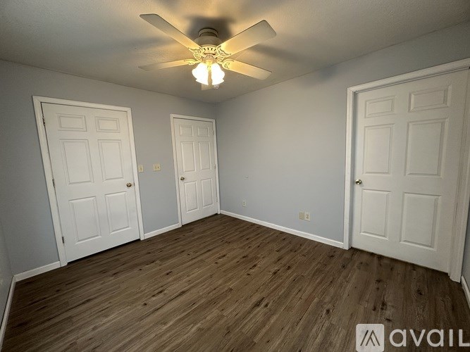 104 W Davis St 4 Beds Single Family Home for Rent - Photo Gallery 17