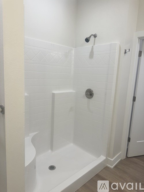 1101 Emerald Cove Drive 3 Beds Townhouse for Rent - Photo Gallery 8