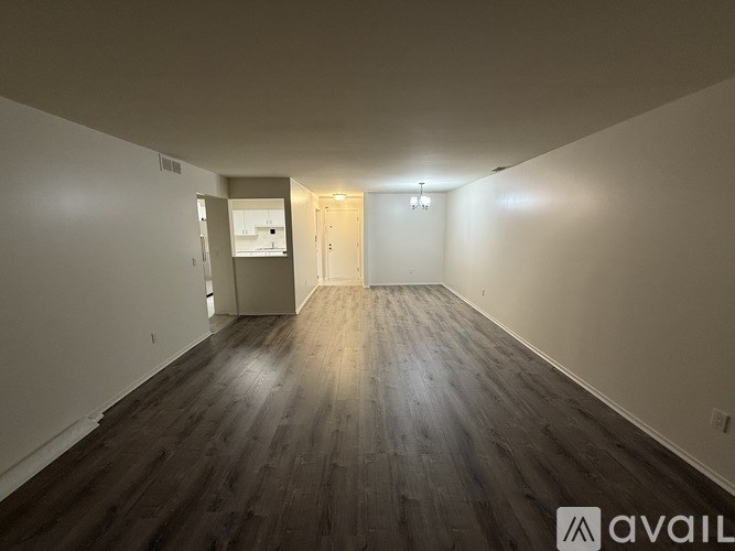 30414 Orchard Lake Rd 2 Beds Condo for Rent - Photo Gallery 5