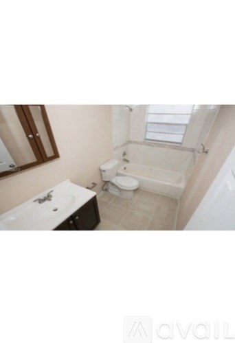 3721 Southwest 60th Avenue 2 Beds Apartment for Rent - Photo Gallery 2