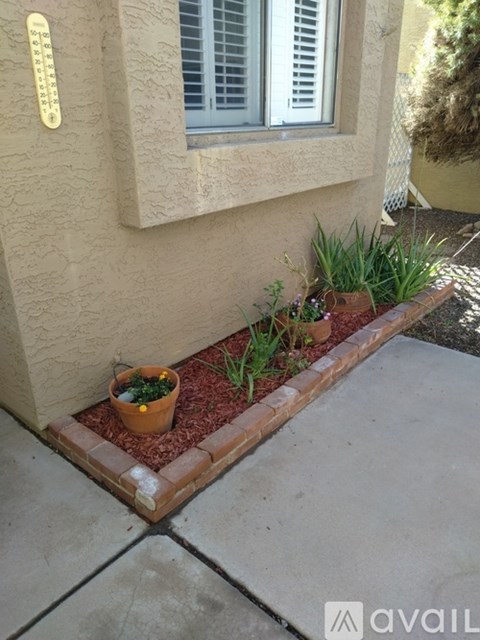 2225 E Forge Ave 2 Beds Single Family Home for Rent - Photo Gallery 3