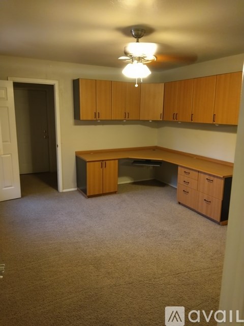 2225 E Forge Ave 2 Beds Single Family Home for Rent - Photo Gallery 10