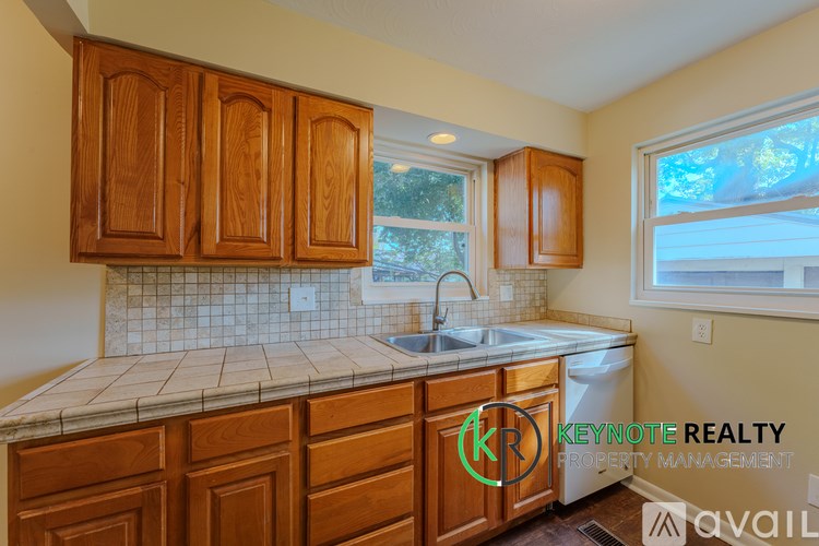 1840 Culver Ave 3 Beds Single Family Home for Rent - Photo Gallery 5