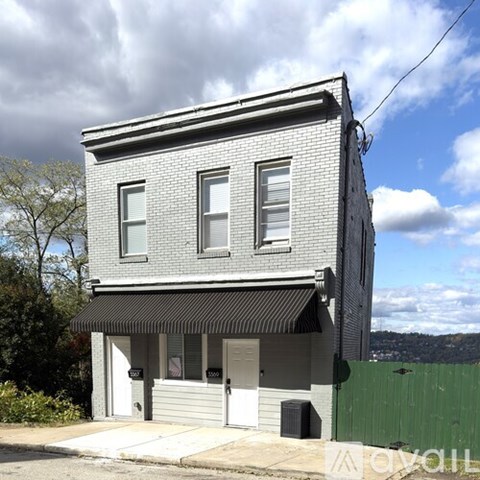 3367 Ridgway St 2 Beds Apartment for Rent