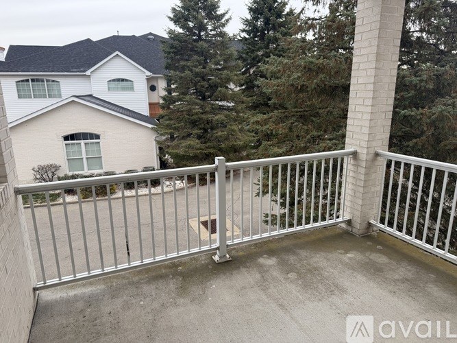 201 Adams Pointe Blvd 2 Beds Apartment for Rent - Photo Gallery 11