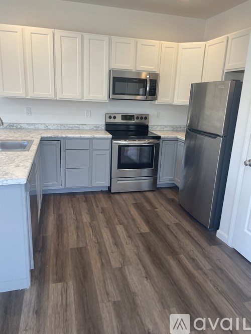 23 Matildas Wy 3 Beds Townhouse for Rent - Photo Gallery 2