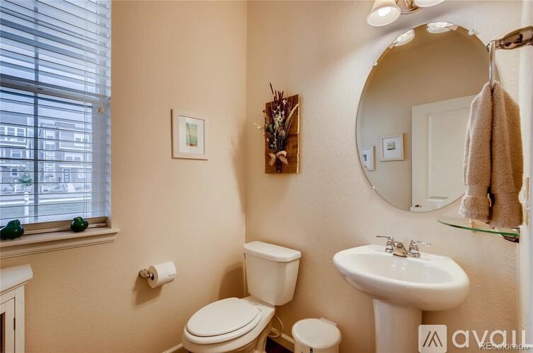 511 E Hinsdale Ave 4 Beds Single Family Home for Rent - Photo Gallery 13