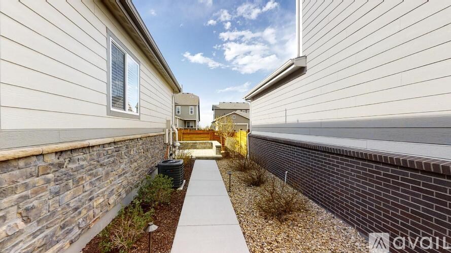 511 E Hinsdale Ave 4 Beds Single Family Home for Rent - Photo Gallery 30