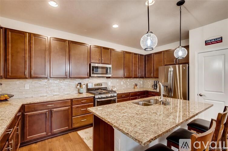 511 E Hinsdale Ave 4 Beds Single Family Home for Rent - Photo Gallery 7