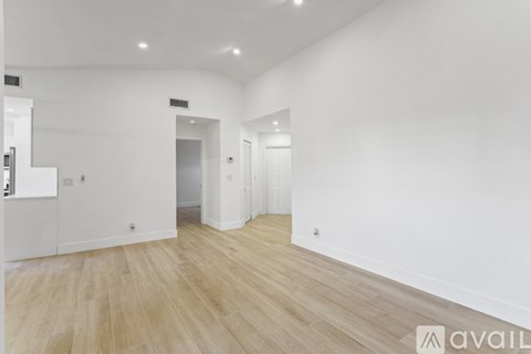 6225 NW 171st St 2 Beds Single Family Home for Rent - Photo Gallery 3