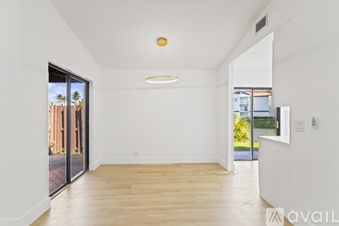 6225 NW 171st St 2 Beds Single Family Home for Rent - Photo Gallery 8