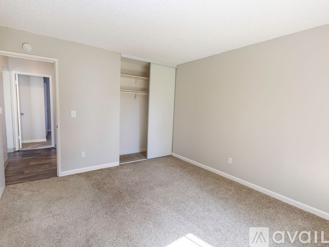 1801 Northeast 162nd Avenue 2 Beds Apartment for Rent - Photo Gallery 16