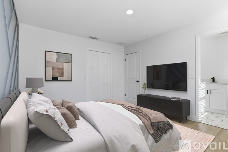 4420 W Carmen St 4 Beds Single Family Home for Rent - Photo Gallery 2