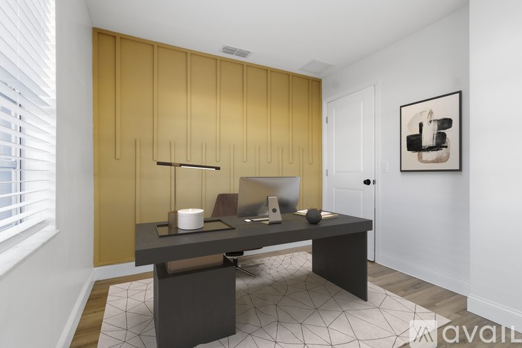 4420 W Carmen St 4 Beds Single Family Home for Rent - Photo Gallery 3