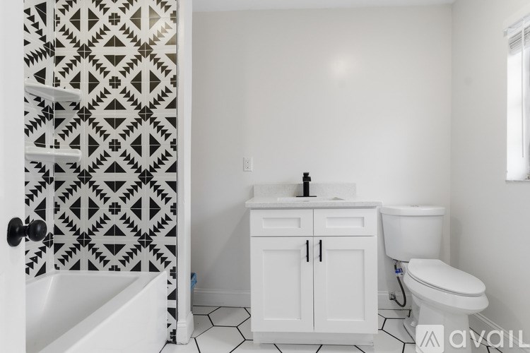 4420 W Carmen St 4 Beds Single Family Home for Rent - Photo Gallery 23