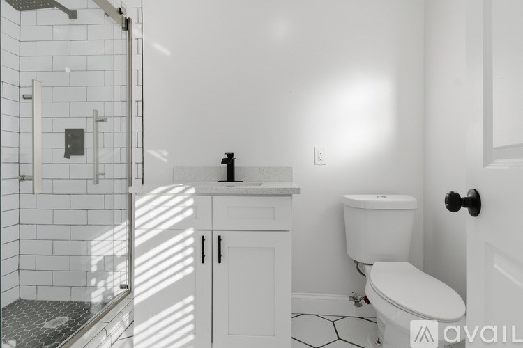 4420 W Carmen St 4 Beds Single Family Home for Rent - Photo Gallery 30