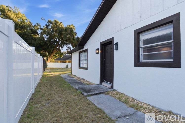 4420 W Carmen St 4 Beds Single Family Home for Rent - Photo Gallery 34