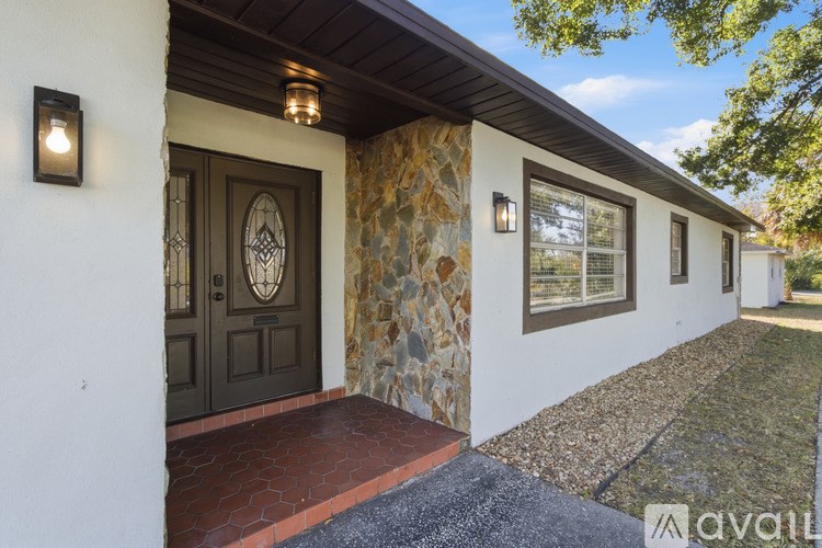 4420 W Carmen St 4 Beds Single Family Home for Rent - Photo Gallery 6