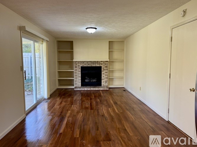 325 Cedar Cliff Rd 3 Beds Single Family Home for Rent - Photo Gallery 4