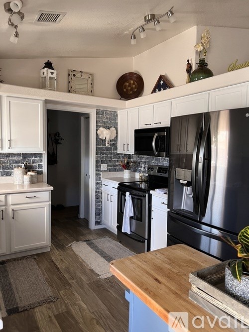 14555 S Diablo Rd 2 Beds Single Family Home for Rent - Photo Gallery 6