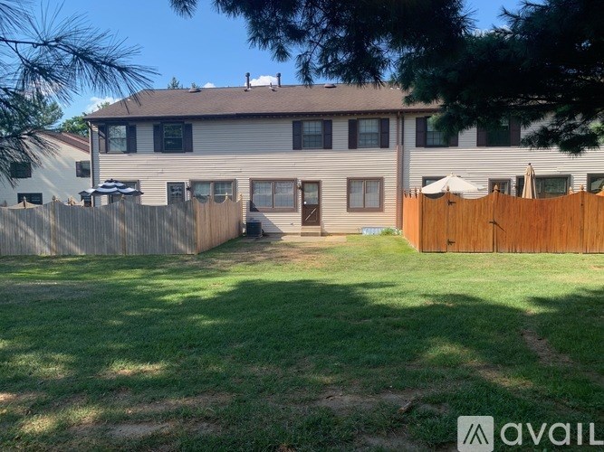 30 Greensward Ln 2 Beds Townhouse for Rent - Photo Gallery 19