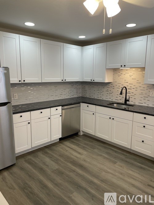 30 Greensward Ln 2 Beds Townhouse for Rent - Photo Gallery 8