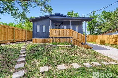 1428 Webberville Rd, Unit Room 1 1 Bed Apartment for Rent