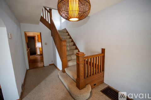 1817 Broadway Ave 3 Beds Apartment for Rent - Photo Gallery 2