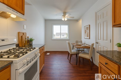 2037 Vanderbilt Court 3 Beds Townhouse for Rent - Photo Gallery 4