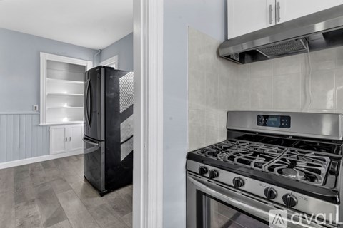 78 Old Oak Ave 2 Beds Apartment for Rent