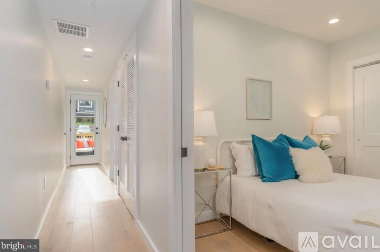 1948 3rd Street Northeast 2 Beds Single Family Home for Rent - Photo Gallery 11