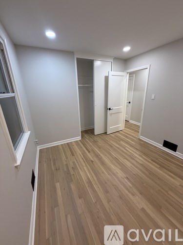 9809 Montauk Avenue 4 Beds Single Family Home for Rent - Photo Gallery 16