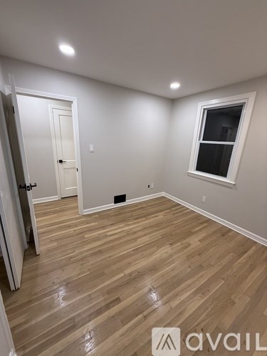 9809 Montauk Avenue 4 Beds Single Family Home for Rent - Photo Gallery 19