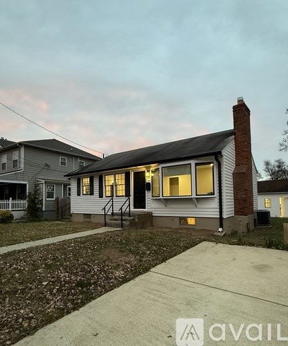 9809 Montauk Avenue 4 Beds Single Family Home for Rent - Photo Gallery 3