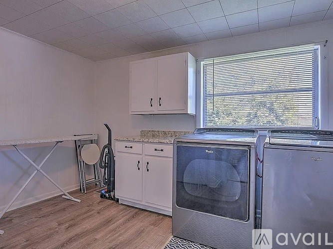 1601 Cherokee Rd 3 Beds Single Family Home for Rent - Photo Gallery 12