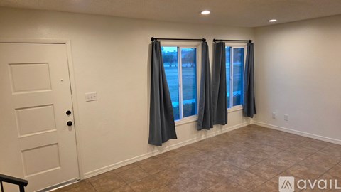 6521 South La Corta Drive 3 Beds Townhouse for Rent - Photo Gallery 3