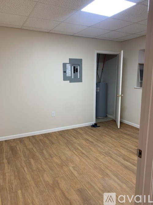 207 North 1st Street 2 Beds Apartment for Rent - Photo Gallery 6