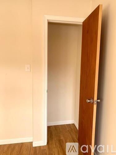 207 North 1st Street 2 Beds Apartment for Rent - Photo Gallery 9