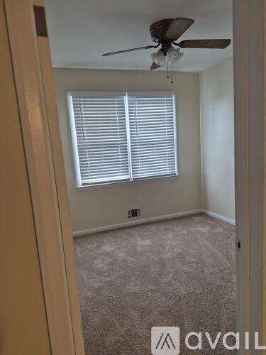 2820 Illinois Avenue 3 Beds Single Family Home for Rent - Photo Gallery 8