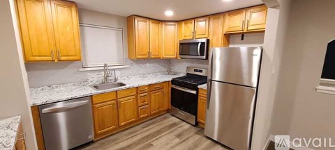 15155 Beverly Drive 2 Beds Apartment for Rent