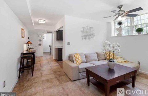 11 46Th Street Southeast 2 Beds Apartment for Rent