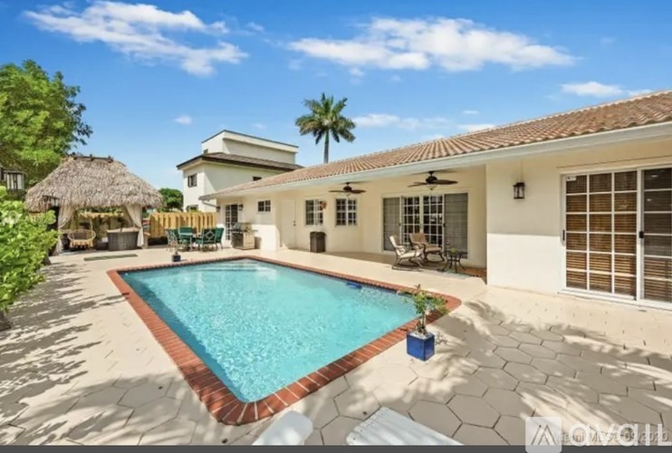 15770 Southwest 141st Court 3 Beds Single Family Home for Rent - Photo Gallery 19