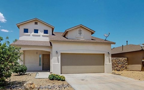 3006 La Union Court Studio House for Rent - Photo Gallery 1