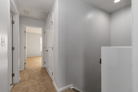 2613 Silverthorn Drive 3 Beds House for Rent - Photo Gallery 12