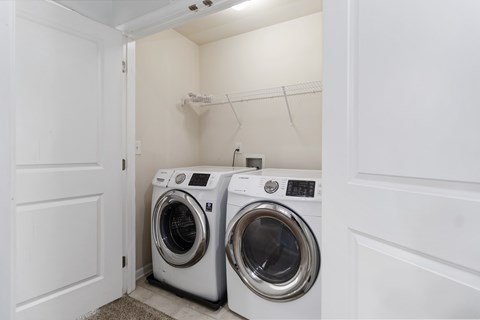 2613 Silverthorn Drive 3 Beds House for Rent - Photo Gallery 9